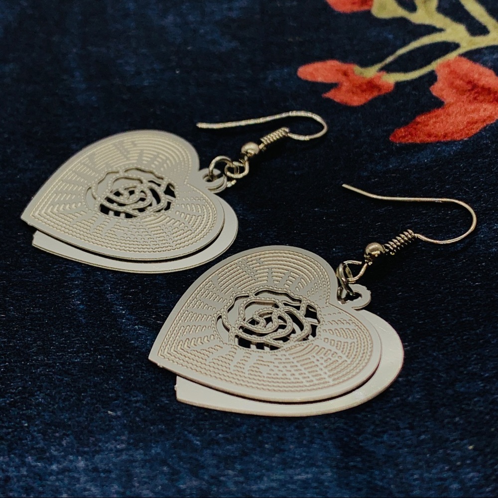Stainless Steel Silver Plated heart Earring